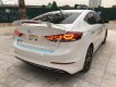 Hyundai Elantra   2017 - Cần bán gấp Hyundai Elantra đời 2017, màu trắng, 610 triệu xe còn mới lắm