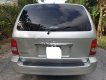 Kia Carnival GS 2.5AT 2009 - Bán Kia Carnival GS 2.5AT năm 2009, màu bạc xe gia đình giá cạnh tranh
