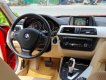 BMW 3 Series 320i 2015 - Cần bán gấp BMW 3 Series 320i sản xuất năm 2015, màu đỏ, xe nhập chính chủ, 990tr