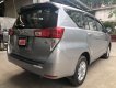 Toyota Innova E 2018 - Bán Toyota E đời 2018, màu bạc
