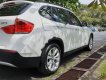 BMW X1 sDrive18i 2011 - Cần bán BMW X1 sDrive18i sản xuất năm 2011, màu trắng, nhập khẩu nguyên chiếc còn mới