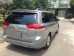 Toyota Sienna   2011 - Bán Toyota Sienna AT sản xuất năm 2011, màu bạc còn mới, giá tốt