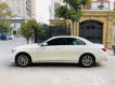 Mercedes-Benz E class 2018 - Cần bán xe Mercedes E200 năm 2018, màu trắng đẹp như mới