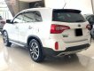 Kia Sorento 2.2 DAT Premium 2019 - Cần bán Kia Sorento 2.2 DAT Premium năm sản xuất 2019, màu trắng số tự động, giá tốt