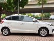 Toyota Yaris 2015 - Cần bán Toyota Yaris năm 2015, màu trắng, nhập khẩu nguyên chiếc