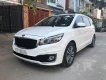 Kia Sedona 2016 - Bán xe Kia Sedona 3.3L GATH năm sản xuất 2016, màu trắng, xe gia đình