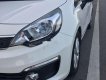 Kia Rio 2016 - Cần bán gấp Kia Rio đời 2016, màu trắng như mới, giá chỉ 386 triệu