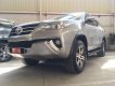 Toyota Fortuner V 4x2 2017 - Bán xe Toyota Fortuner V 4x2 đời 2017, màu xám, nhập khẩu