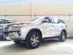 Toyota Fortuner V 4x2 2017 - Bán xe Toyota Fortuner V 4x2 đời 2017, màu bạc, nhập khẩu chính hãng