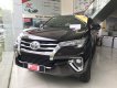 Toyota Fortuner 2019 - Bán xe Fortuner máy dầu số tự động SX 2019 màu nâu, xe cực đẹp 6.600 km