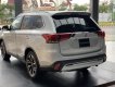 Mitsubishi Outlander 2.0 CVT  2020 - Bán xe Mitsubishi Outlander 2.0 CVT đời 2020, màu trắng