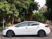 Kia Cerato 2016 - Cần bán gấp Kia Cerato sản xuất năm 2016, màu trắng chính chủ