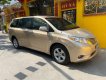 Toyota Sienna 2011 - Cần bán xe Toyota Sienna đời 2011, màu vàng ít sử dụng