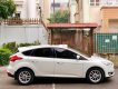 Ford Focus 2018 - Cần bán gấp Ford Focus sản xuất 2018, màu trắng