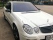 Mercedes-Benz E class E500 AMG 2004 - Cần bán xe Mercedes E500 AMG năm sản xuất 2004, màu trắng, xe nhập, 300tr