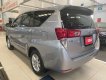 Toyota Innova 2017 - Bán Toyota Innova năm sản xuất 2017, màu xám, giá tốt