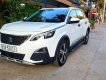 Peugeot 5008 2018 - Bán nhanh chiếc Peugeot 5008, đời 2018, màu trắng, giao nhanh, giá thấp