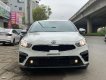 Kia Cerato 2019 - Bán Kia Cerato 1.6 AT đời 2019, màu trắng số tự động, giá 640tr