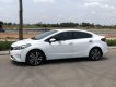 Kia Cerato 2018 - Cần bán Kia Cerato đời 2018, màu trắng giá cạnh tranh