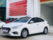 Hyundai Accent 2018 - Bán gấp chiếc Hyundai Accent MT (bản đủ) đời 2018, màu trắng, giá cực kì ưu đãi