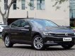 Volkswagen Passat    2018 - Cần bán xe Volkswagen Passat đời 2018, màu đen, nhập khẩu