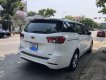 Kia Sedona 2016 - Bán Kia Sedona AT năm sản xuất 2016, màu trắng số tự động, giá chỉ 795 triệu