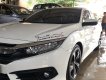 Honda Civic 2017 - Bán giá rẻ chiếc xe Honda Civic 1.5L Vtec Turbo, sản xuất 2017, màu trắng, giá tốt