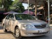 Toyota Camry   2004 - Cần bán xe Toyota Camry 2004, màu bạc, giá 350tr