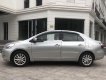 Toyota Vios 2010 - Cần bán Toyota Vios năm sản xuất 2010, màu bạc, giá tốt