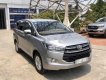 Toyota Innova  2.0E 2017 - Cần bán xe Toyota Innova 2.0E đời 2017, màu bạc 