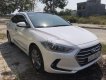 Hyundai Elantra    2018 - Cần bán Hyundai Elantra đời 2018