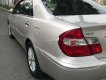 Toyota Camry 2002 - Cần bán gấp Toyota Camry đời 2002, màu vàng giá cạnh tranh