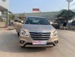 Toyota Innova 2016 - Cần bán Toyota Innova sản xuất năm 2016, màu vàng, 560tr