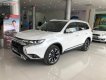 Mitsubishi Outlander 2020 - Cần bán Mitsubishi Outlander đời 2020, màu trắng