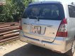 Toyota Innova 2013 - Cần bán gấp Toyota Innova 2.0EMT năm sản xuất 2013, màu bạc xe gia đình