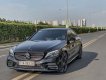 Mercedes-Benz C class 2019 - Cần bán lại xe Mercedes C class sản xuất 2019, màu đen