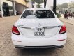 Mercedes-Benz E class 2017 - Bán Mercedes E200 sản xuất 2017, màu trắng, số tự động