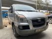 Hyundai Starex     2005 - Cần bán xe Hyundai Starex năm 2005, màu bạc số tự động, 195tr