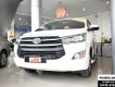 Toyota Innova 2.0E 2019 - Cần bán Toyota Innova 2.0E năm 2019, màu trắng - xe lướt - giá sập sàn