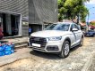 Audi Q5 2018 - Cần bán hoặc giao lưu Audi Q5 AT màu trắng, còn thơm mùi mới