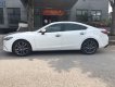 Mazda 6 2017 - Bán Mazda 6 màu trắng nội thất đen, SX 2017, xe gia đình đi giữ gìn còn rất mới