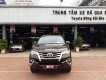 Toyota Fortuner 2017 - Cần bán lại xe Toyota Fortuner đời 2017, màu đen, số sàn, 880tr