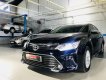 Toyota Camry 2016 - Bán ô tô Toyota Camry năm 2016, màu xanh lam 