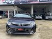 Toyota Camry 2.0E 2016 - Cần bán gấp Toyota Camry 2.0E đời 2016, màu xanh lam,790 triệu