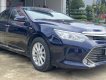 Toyota Camry 2.0E 2016 - Cần bán gấp Toyota Camry 2.0E đời 2016, màu xanh lam giá cạnh tranh