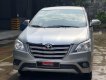 Toyota Innova 2.0E 2016 - Cần bán lại xe Toyota Innova 2.0E đời 2016, màu bạc, giá khuyến mãi