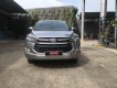 Toyota Innova E 2018 - Cần bán gấp Toyota Innova E đời 2018, màu bạc opion đầy đủ - Xe siêu đẹp.