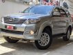 Toyota Fortuner V 2014 - Bán xe Toyota Fortuner V sản xuất 2014, màu bạc, 640 triệu