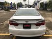 Toyota Camry 2.0E 2016 - Bán xe Toyota Camry 2.0E sản xuất 2016, màu trắng, nhập khẩu chính hãng, giá chỉ 800 triệu