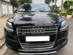 Audi Q7 2006 - Gia đình cần bán xe Audi Q7, sản xuất 2006, số tự động, màu đen, còn mới tinh